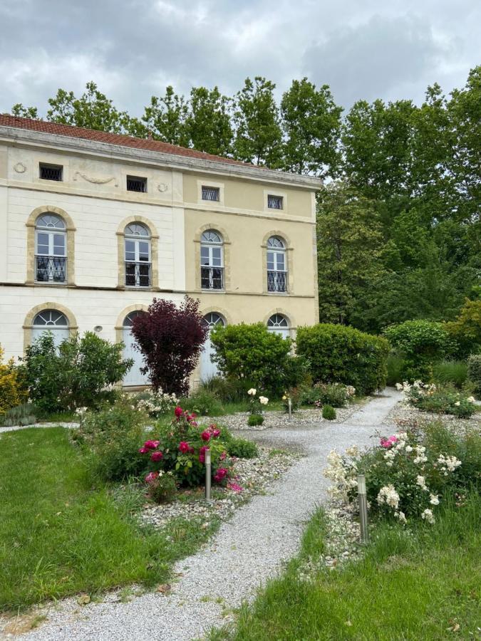 Le Studio Du Chateau Auriac-sur-Vendinelle Exteriör bild